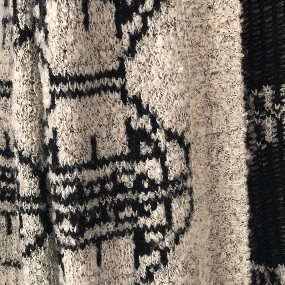 Cardigan - Picture 2 of 2